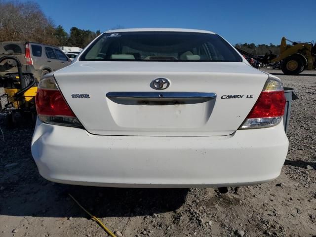 2005 Toyota Camry LE