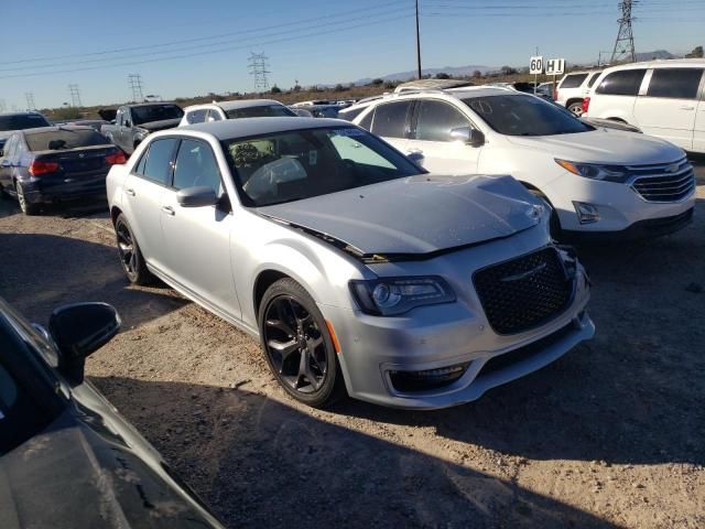 2023 Chrysler 300 Touring L