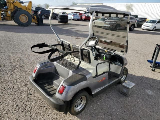 2001 Yamaha Golf Cart