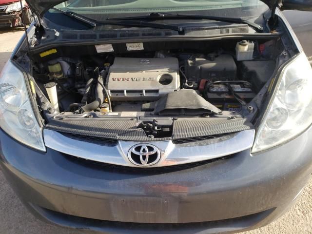 2006 Toyota Sienna XLE