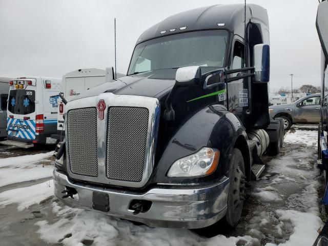 2019 Kenworth Construction T680