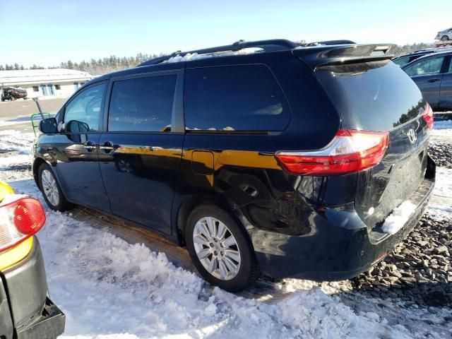 2016 Toyota Sienna XLE