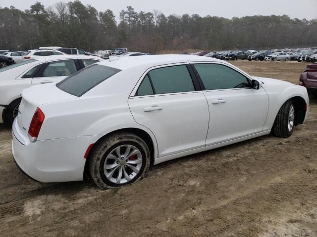 2015 Chrysler 300 Limited