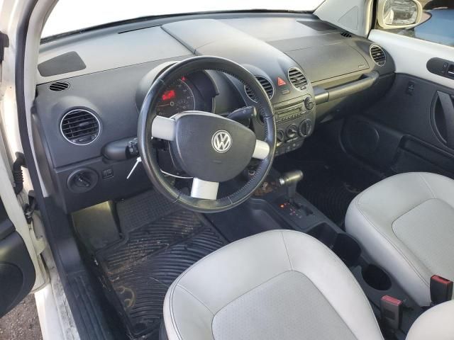 2008 Volkswagen New Beetle Triple White