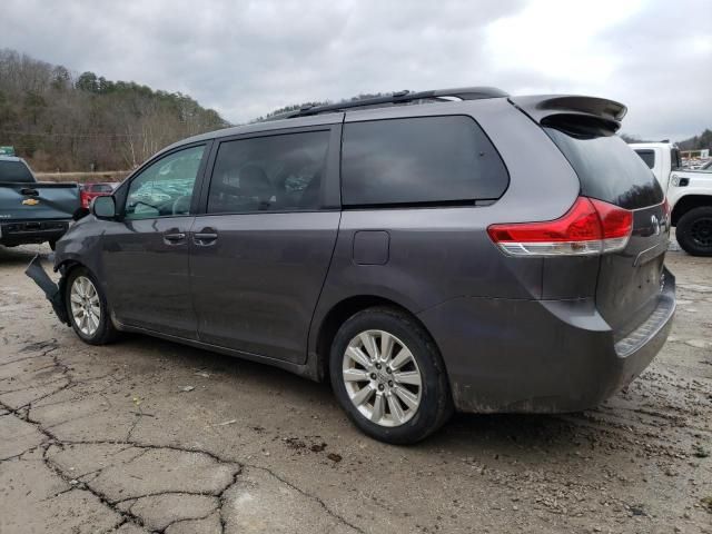 2011 Toyota Sienna XLE