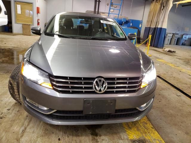 2015 Volkswagen Passat SEL