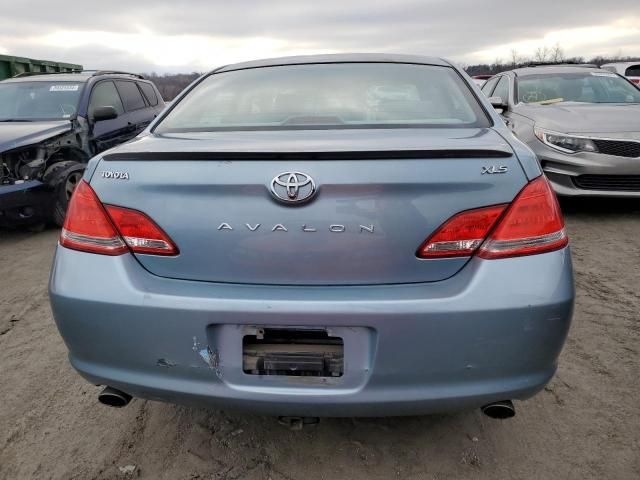 2005 Toyota Avalon XL