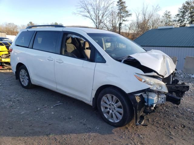 2015 Toyota Sienna LE