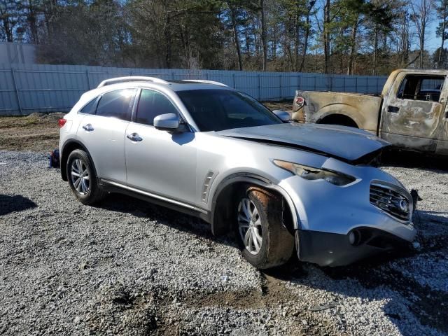 2011 Infiniti FX35