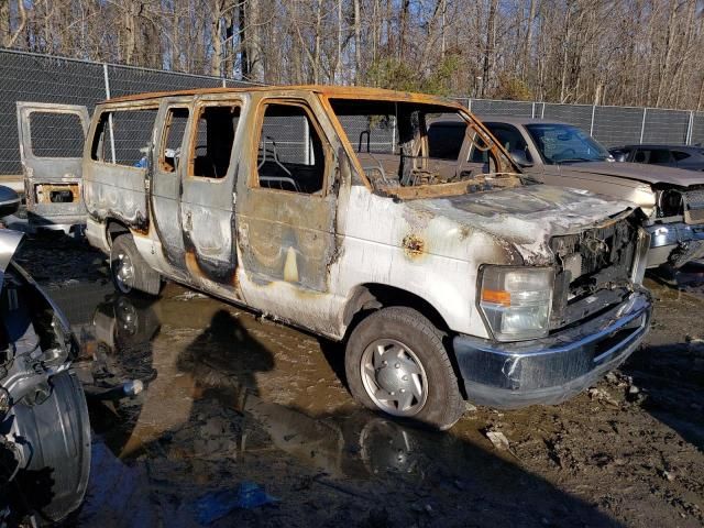 2011 Ford Econoline E350 Super Duty Wagon