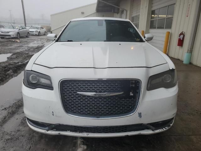 2016 Chrysler 300 S