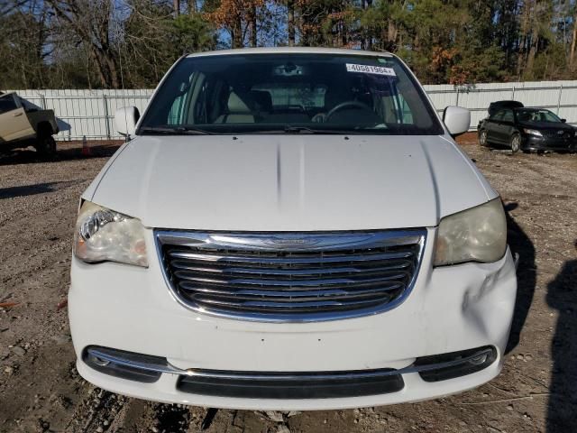 2014 Chrysler Town & Country Touring