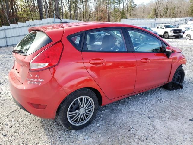 2013 Ford Fiesta SE