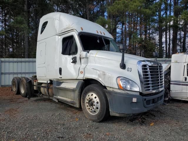 2018 Freightliner Cascadia 125