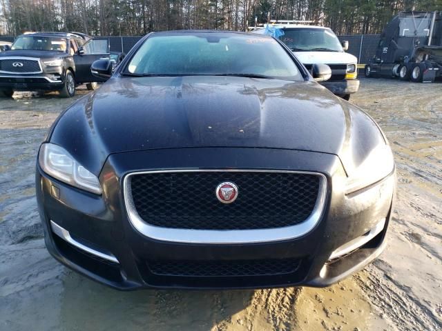 2017 Jaguar XJ