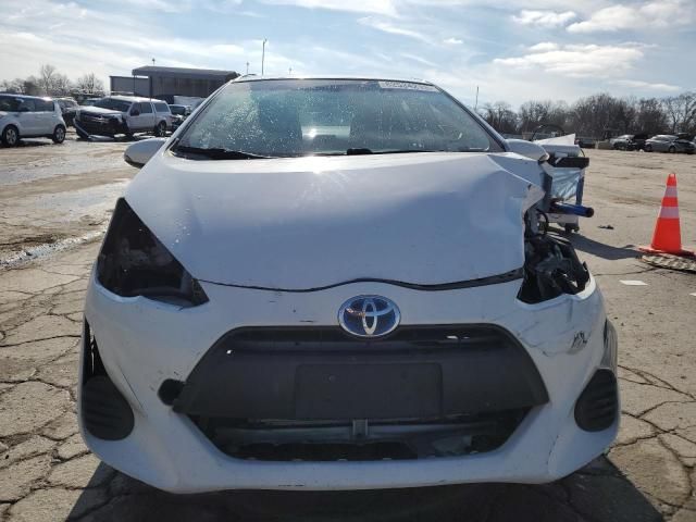 2016 Toyota Prius C