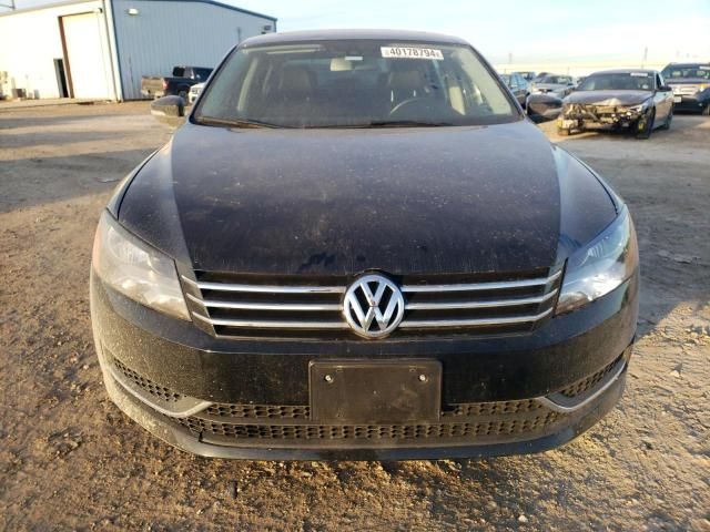 2015 Volkswagen Passat SE