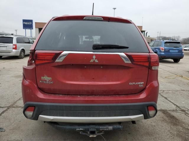 2016 Mitsubishi Outlander SE