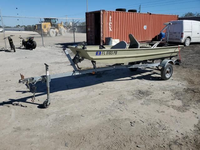 2014 Tracker Boat