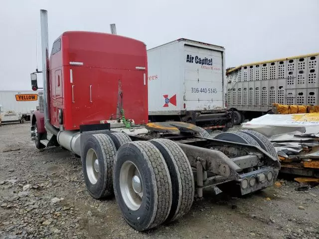 2007 Kenworth Construction W900