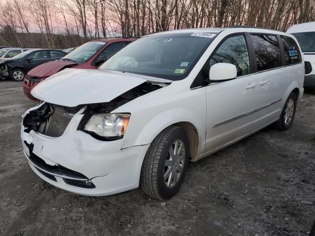 2016 Chrysler Town & Country Touring