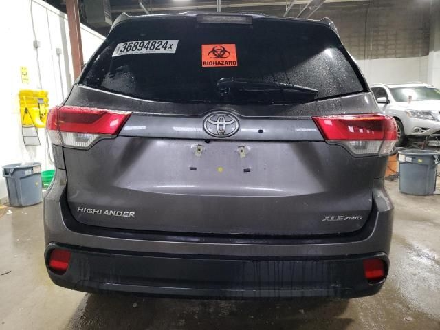 2019 Toyota Highlander SE