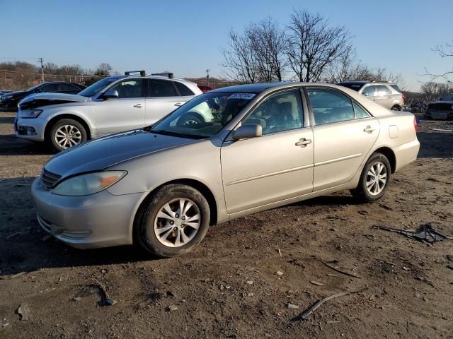 2004 Toyota Camry LE