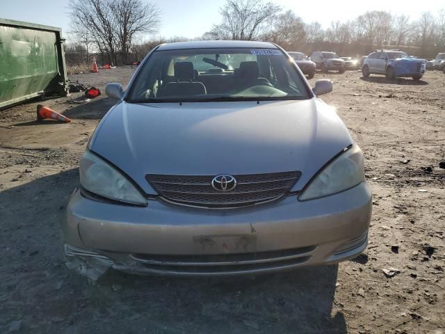 2004 Toyota Camry LE