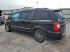 2014 Chrysler Town & Country Touring L