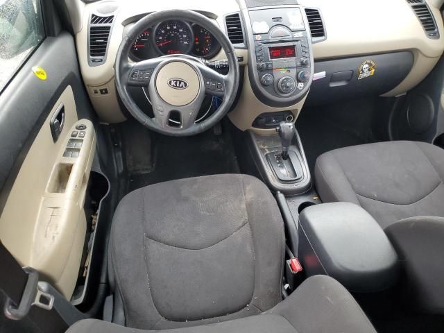 2010 KIA Soul +