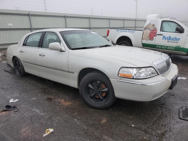 2004 Lincoln Town Car Ultimate