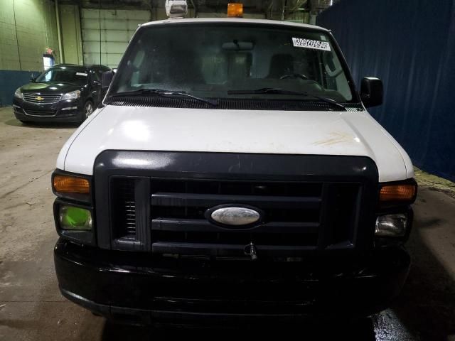 2010 Ford Econoline E350 Super Duty Van