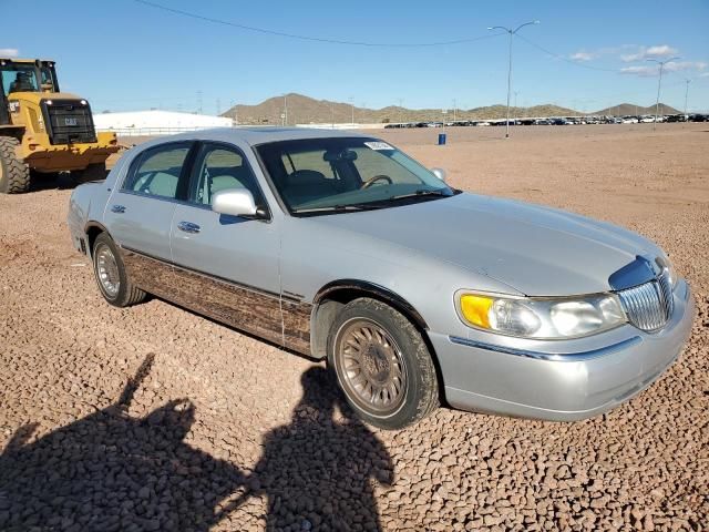 2000 Lincoln Town Car Cartier