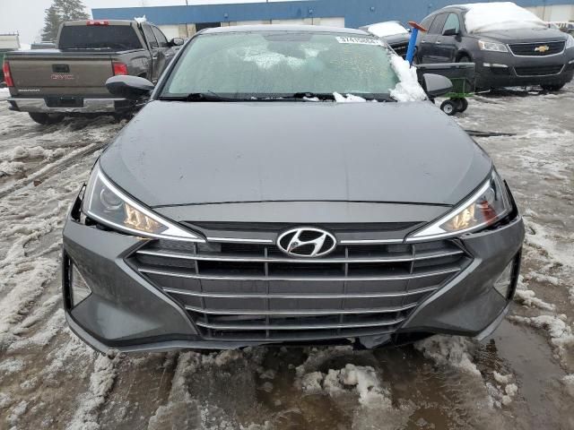 2019 Hyundai Elantra SE