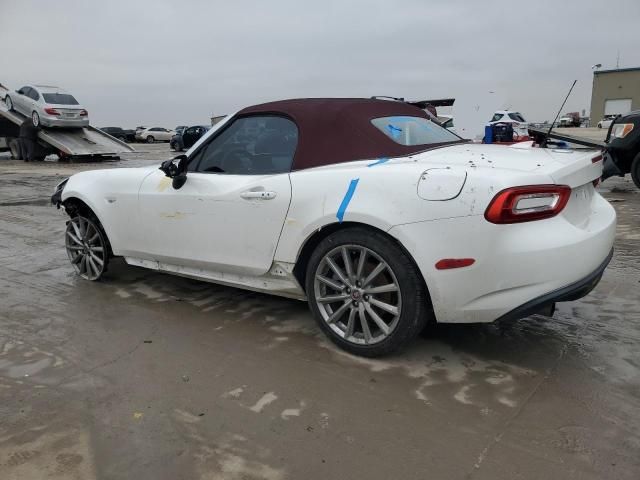 2018 Fiat 124 Spider Classica