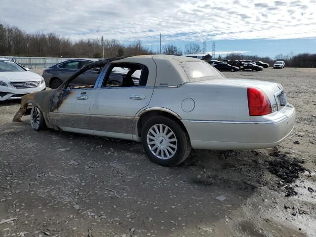 2005 Lincoln Town Car Signature