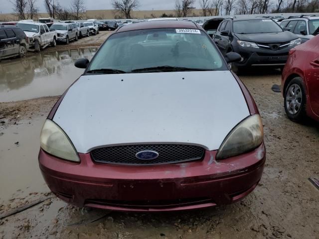 2005 Ford Taurus SE