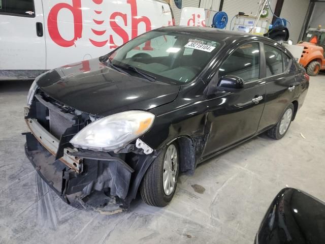 2013 Nissan Versa S