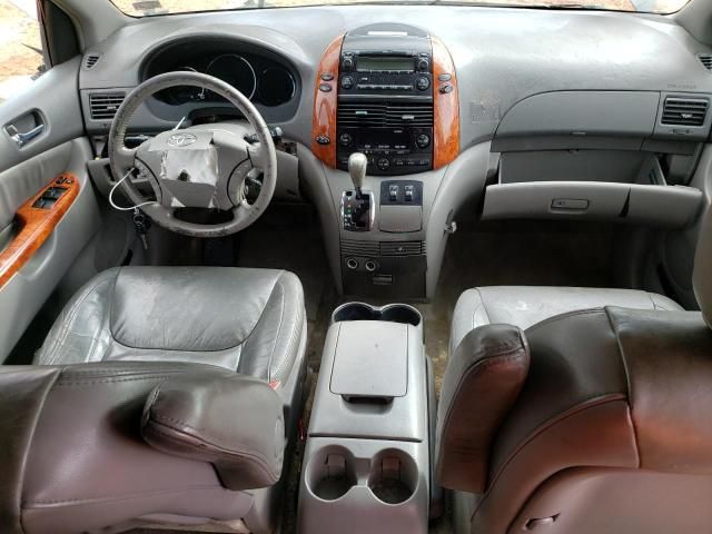 2008 Toyota Sienna XLE