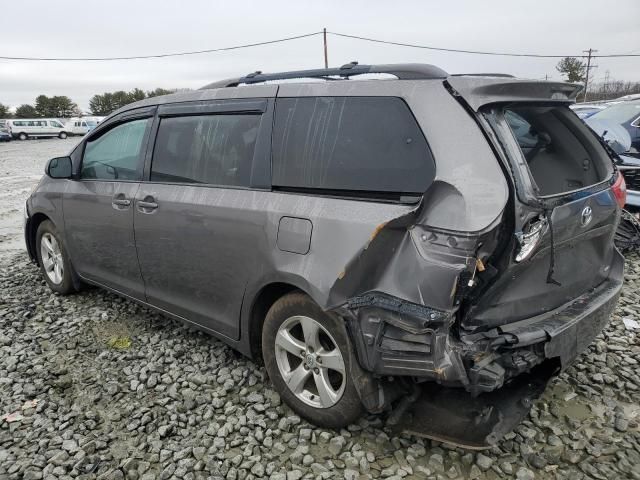 2015 Toyota Sienna LE