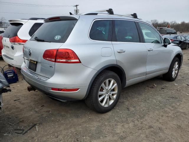 2014 Volkswagen Touareg V6