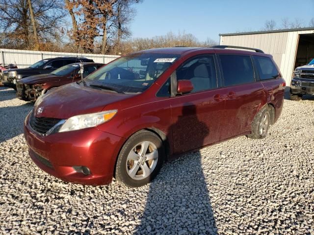 2012 Toyota Sienna LE