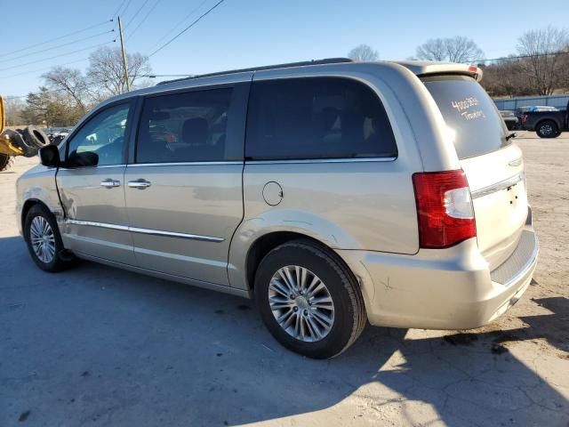 2013 Chrysler Town & Country Touring L