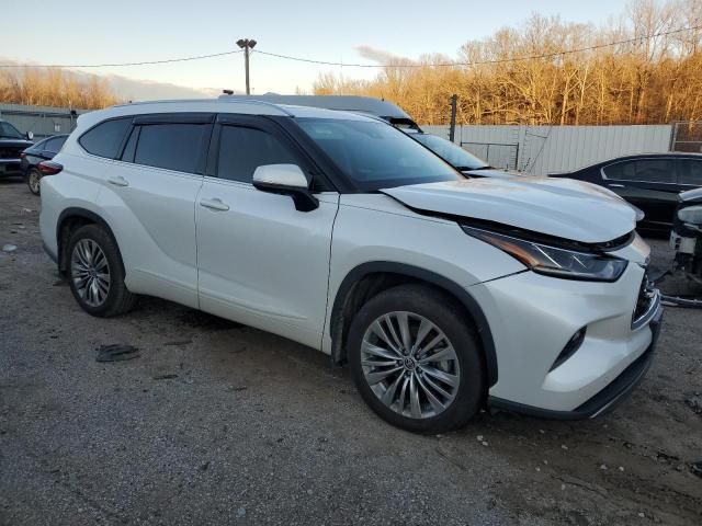 2022 Toyota Highlander Hybrid Platinum