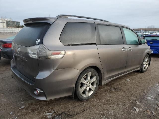 2014 Toyota Sienna Sport