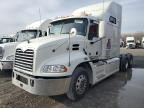 2014 Mack 600 CXU600