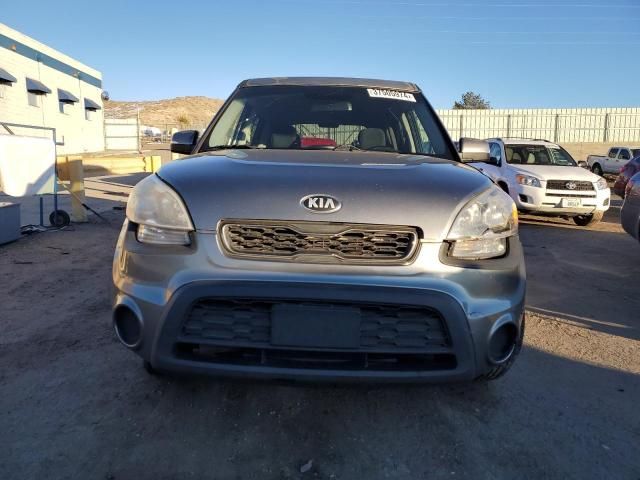 2013 KIA Soul +