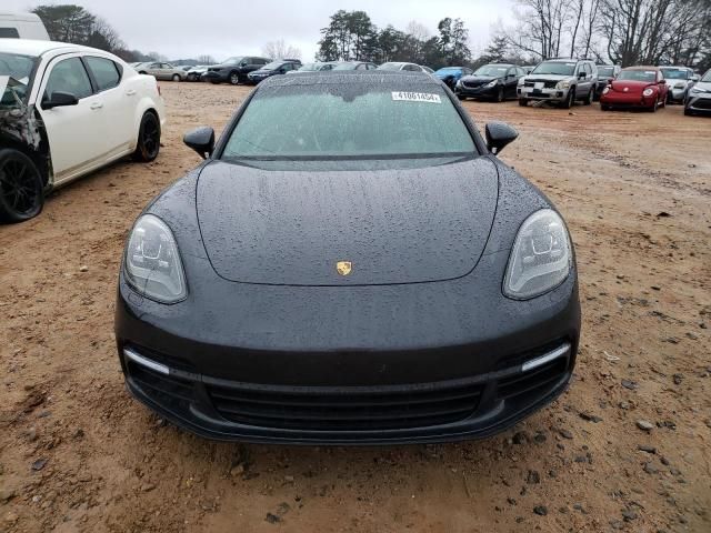 2019 Porsche Panamera Base