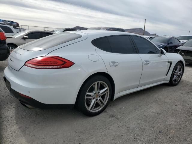 2015 Porsche Panamera 2