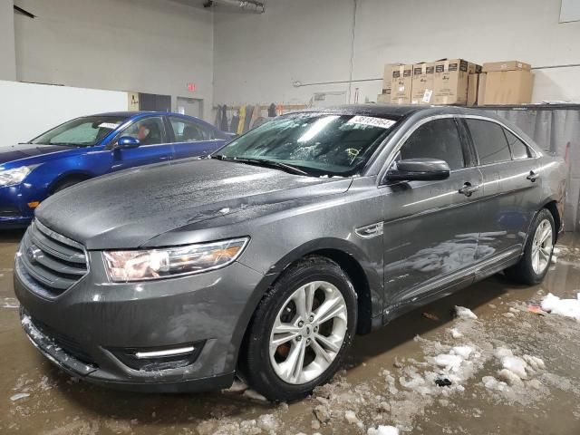 2018 Ford Taurus SEL